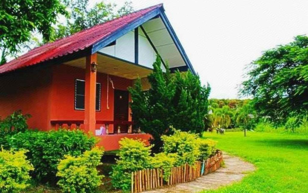 Umphangburiresort Exterior photo